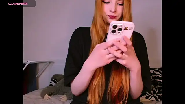 Snapshot of _Milana_Sparkl75_ chatting on March 2026 09:31:02 PM Milana Sparkl75 online show from March 2026 09:31:02 PM