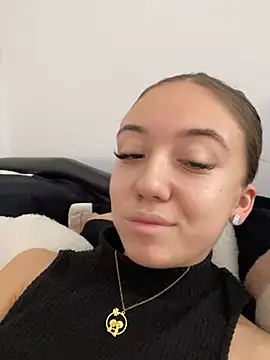 CristinaSw online show from January 2026 12:53:02 PM