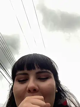 Yuliks  online show from December 2025 03:40:02 PM