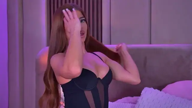 StephanieYves online show from April 2026 05:18:01 PM