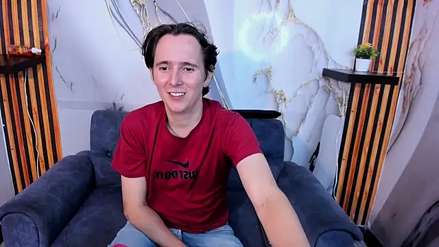 Snapshot of Aaron_LatinMen2 chatting on November 2025 03:39:02 AM Aaron LatinMen2 online show from November 2025 03:39:02 AM