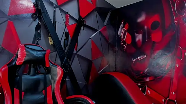 Snapshot of Aaron_LatinMen2 chatting on December 2025 08:25:01 PM Aaron LatinMen2 online show from December 2025 08:25:01 PM