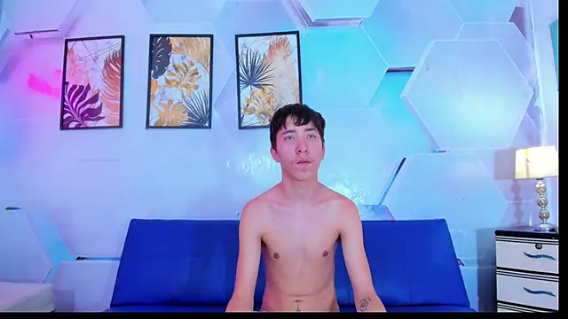 Snapshot of Lester_james2 chatting on November 2025 01:22:01 PM Lester james2 online show from November 2025 01:22:01 PM