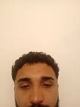 Snapshot of elgasmii chatting on May 2026 11:17:02 PM elgasmii online show from May 2026 11:17:02 PM