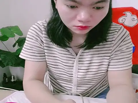 Snapshot of Lisa537- chatting on December 2025 06:17:01 PM Lisa537- online show from December 2025 06:17:01 PM