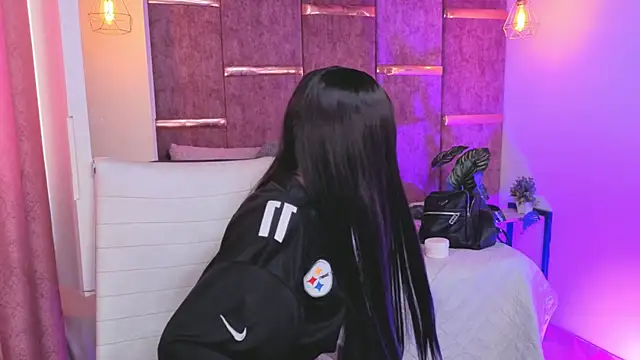 Snapshot of amberthangelss chatting on December 2025 02:45:02 PM amberthangelss online show from December 2025 02:45:02 PM