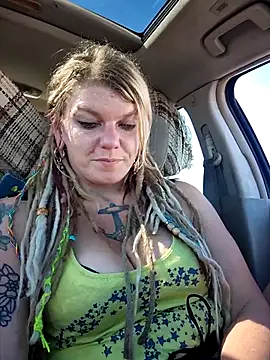 Snapshot of Horny_hippie chatting on October 2025 06:41:01 PM Horny hippie online show from October 2025 06:41:01 PM