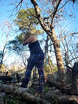 Snapshot of Horny_hippie chatting on November 2025 08:33:02 PM Horny hippie online show from November 2025 08:33:02 PM