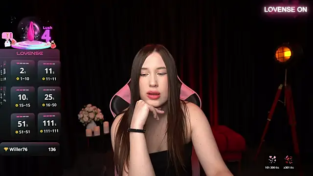 SoffiRay online show from December 2025 07:53:02 PM