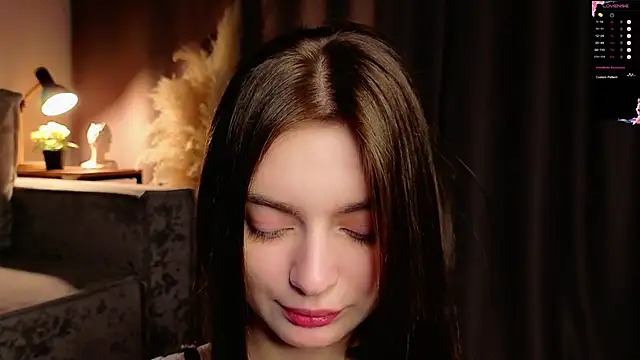 Snapshot of Sara_Kinsly chatting on December 2025 10:53:01 AM Sara Kinsly online show from December 2025 10:53:01 AM