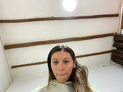 Snapshot of allisonn_parker26 chatting on December 2025 06:59:01 PM allisonn parker26 online show from December 2025 06:59:01 PM