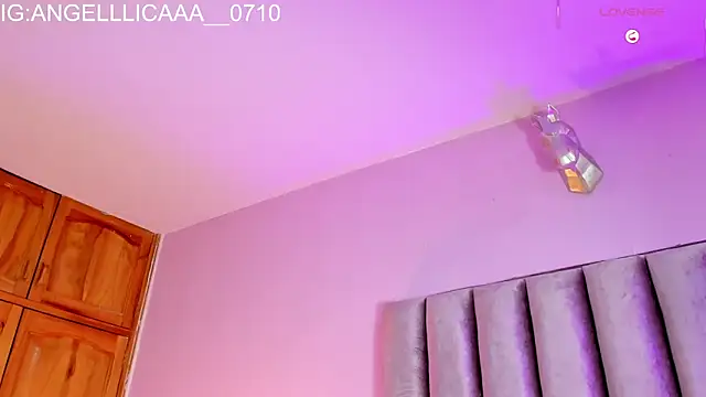 Snapshot of Little_Angelica18 chatting on February 2026 12:34:01 PM Little Angelica18 online show from February 2026 12:34:01 PM