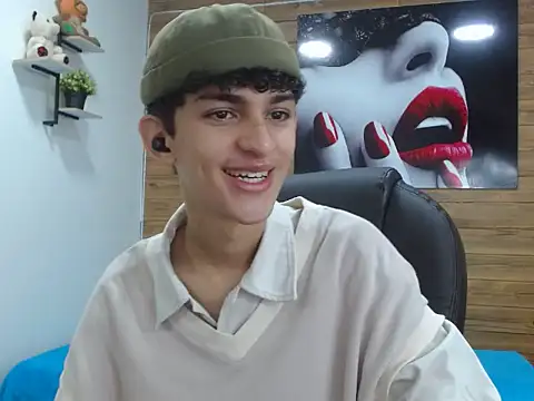 Snapshot of Michaelkoiv chatting on December 2025 12:25:02 PM Michaelkoiv online show from December 2025 12:25:02 PM