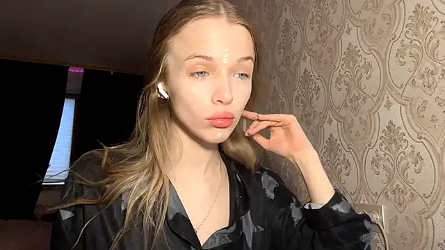 Snapshot of AshlyPalas chatting on November 2025 10:39:02 AM AshlyPalas online show from November 2025 10:39:02 AM