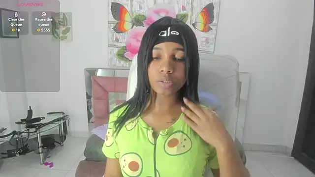 Snapshot of miiyaako_ds chatting on December 2025 09:12:02 PM miiyaako ds online show from December 2025 09:12:02 PM