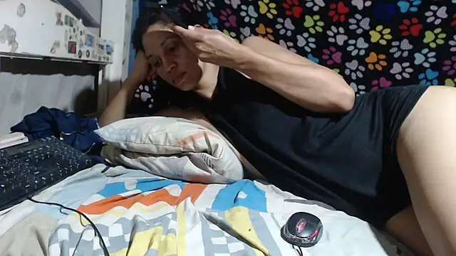 ELIZABET2- online show from May 2026 12:07:01 AM