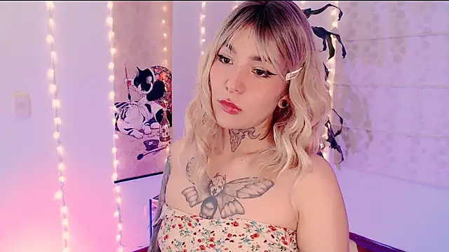 justmartina  online show from April 2026 03:04:02 AM