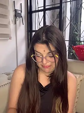 Snapshot of Scarletts_Boobs chatting on December 2025 09:41:02 PM Scarletts Boobs online show from December 2025 09:41:02 PM