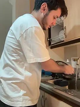 Snapshot of RicoValen chatting on February 2026 01:47:02 AM RicoValen online show from February 2026 01:47:02 AM