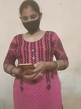 Snapshot of Pooja_bhabhi00 chatting on November 2025 06:38:02 AM Pooja bhabhi00 online show from November 2025 06:38:02 AM