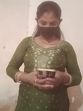 Snapshot of Pooja_bhabhi00 chatting on December 2025 06:33:02 AM Pooja bhabhi00 online show from December 2025 06:33:02 AM