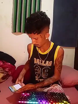 theyllorwillian online show from June 2026 12:20:01 PM