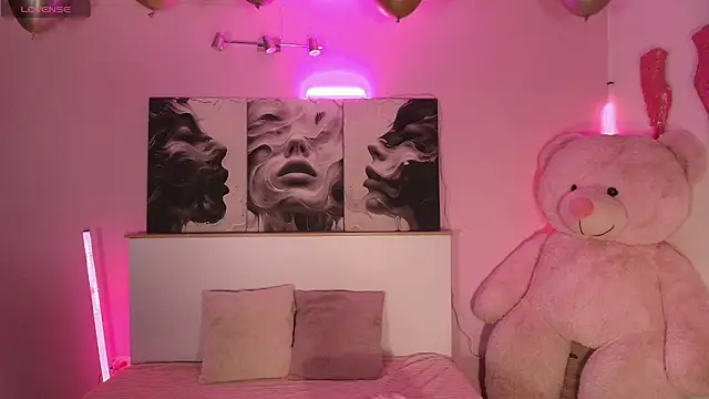 LindseyCoxx online show from February 2026 11:43:01 PM