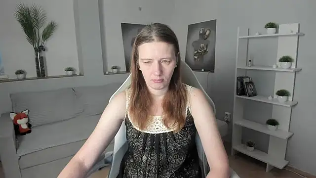 Snapshot of KathrineMeyer chatting on December 2025 03:03:01 AM KathrineMeyer online show from December 2025 03:03:01 AM