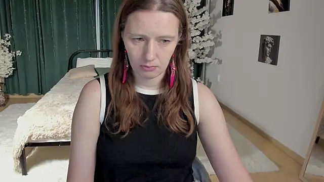 Snapshot of KathrineMeyer chatting on December 2025 02:17:02 AM KathrineMeyer online show from December 2025 02:17:02 AM