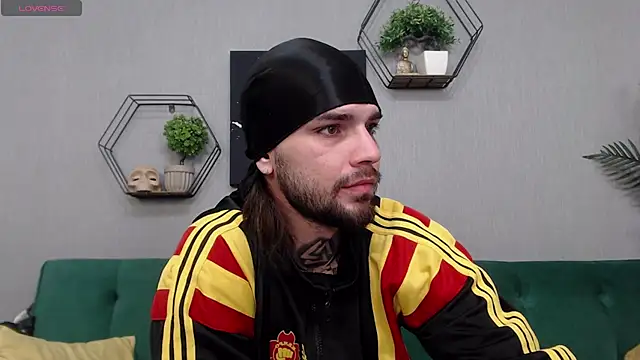 KaneHunter online show from March 2026 01:42:02 AM