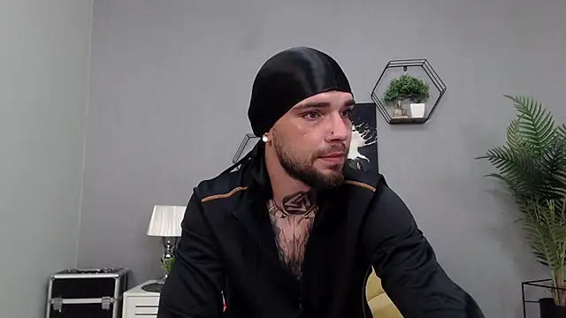 KaneHunter online show from May 2026 11:23:01 PM