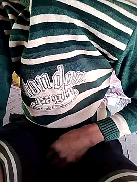 Snapshot of male_hub chatting on December 2025 06:52:02 AM male hub online show from December 2025 06:52:02 AM