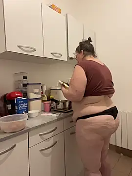 bea french curvy online show from March 2026 08:59:02 PM