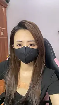 Lunamoon68 online show from April 2026 04:16:01 AM