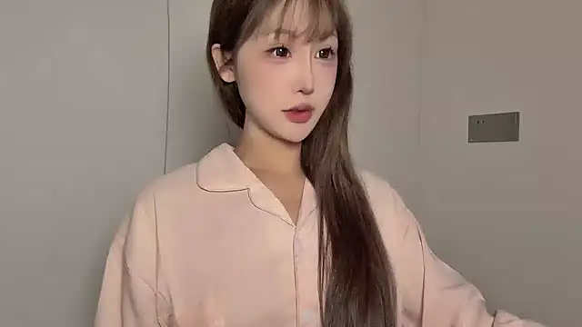 wanou33669 online show from December 2025 05:32:01 PM