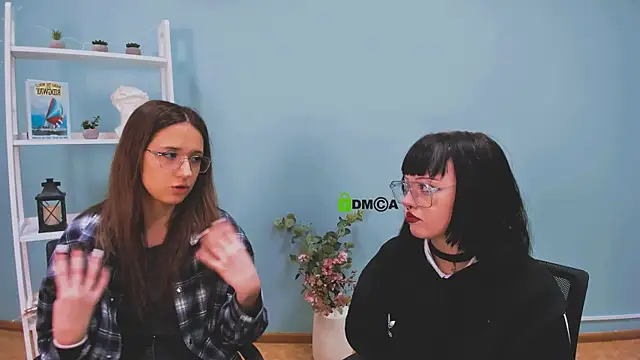 Snapshot of mira_cool_ chatting on November 2025 09:44:02 AM mira cool online show from November 2025 09:44:02 AM