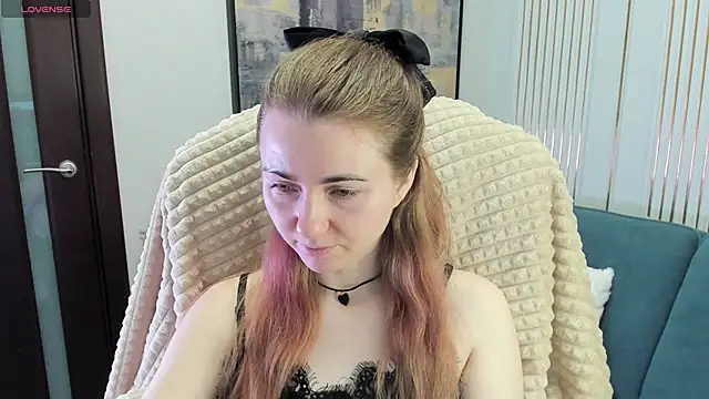 Snapshot of SofiAngela chatting on December 2025 01:02:02 AM SofiAngela online show from December 2025 01:02:02 AM