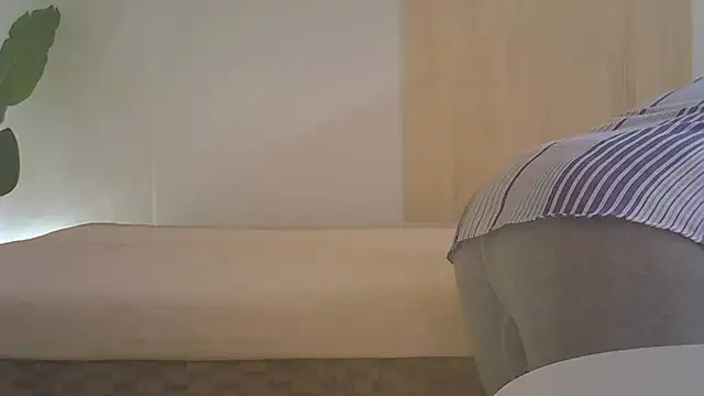 kyono-iyashi online show from April 2026 02:54:02 PM