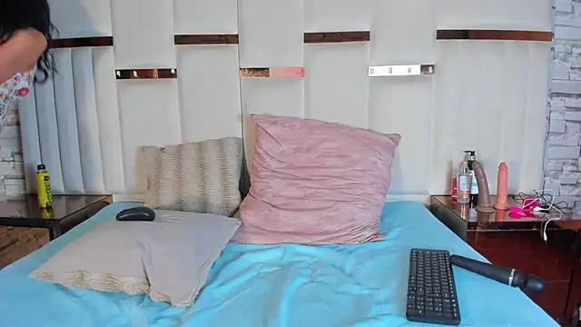 peachrouge online show from April 2026 06:19:01 AM