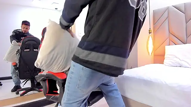 MatthewCullen online show from April 2026 12:08:02 AM