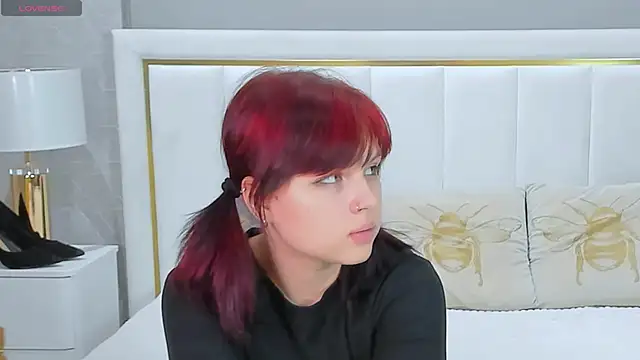 Snapshot of HANNA_BELL chatting on December 2025 11:45:01 PM HANNA BELL online show from December 2025 11:45:01 PM