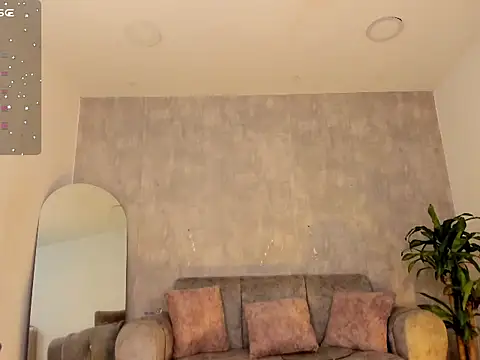 Snapshot of miacoopersx_ chatting on December 2025 12:58:01 PM miacoopersx online show from December 2025 12:58:01 PM