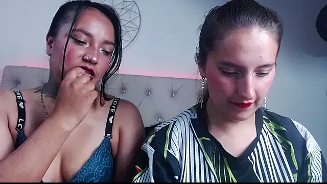 Snapshot of sharon_and_sharit chatting on December 2025 03:49:02 AM sharon and sharit online show from December 2025 03:49:02 AM