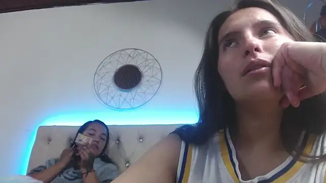 Snapshot of sharon_and_sharit chatting on December 2025 02:27:01 AM sharon and sharit online show from December 2025 02:27:01 AM