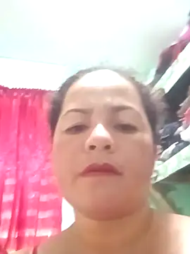 Snapshot of Hottie_lauren05 chatting on November 2025 07:01:01 AM Hottie lauren05 online show from November 2025 07:01:01 AM