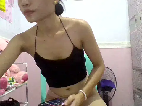 Snapshot of sweetshaila chatting on July 2026 04:27:01 AM sweetshaila online show from July 2026 04:27:01 AM