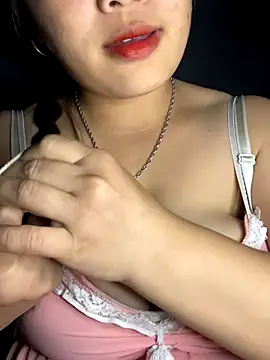 Mailyysa online show from December 2025 02:17:02 AM