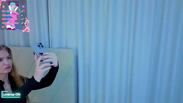 LaurieGutierrez online show from February 2026 05:05:02 AM