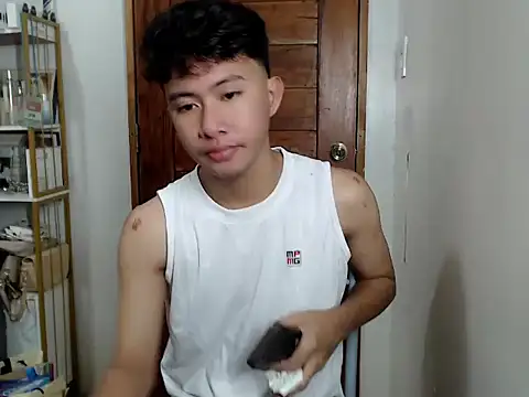 Snapshot of asiantwink0000 chatting on December 2025 02:38:01 AM asiantwink0000 online show from December 2025 02:38:01 AM