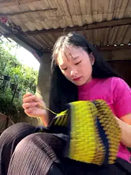 Snapshot of Mayli2x chatting on December 2025 06:41:01 AM Mayli2x online show from December 2025 06:41:01 AM